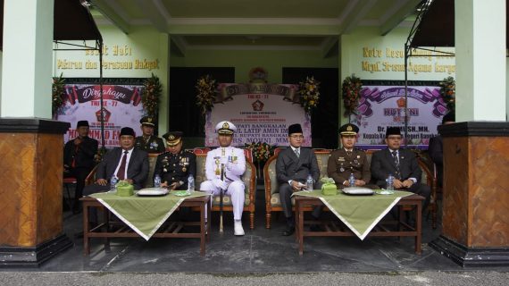 Hadiri HUT TNI Ke-77, Ini Harapan Bupati Bangkalan