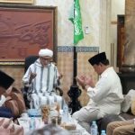 Prabowo sowan ke K.H. Miftachul Achyar disuguhi nasi mandi