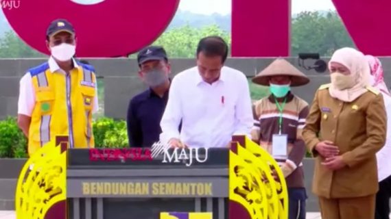 Jokowi resmikan Bendungan Semantok Nganjuk