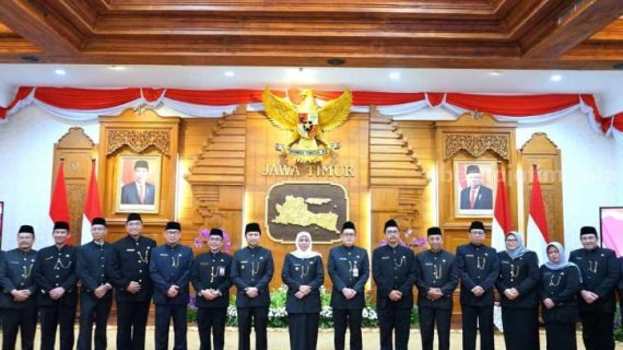 Khofifah Indar Parawansa lantik 11 pejabat baru