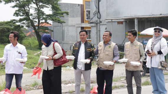 PW AMK JATIM & PC AMK GRESIK Gelar Jumat Berkah di KBD Driyorejo Kabupaten gresik JATIM