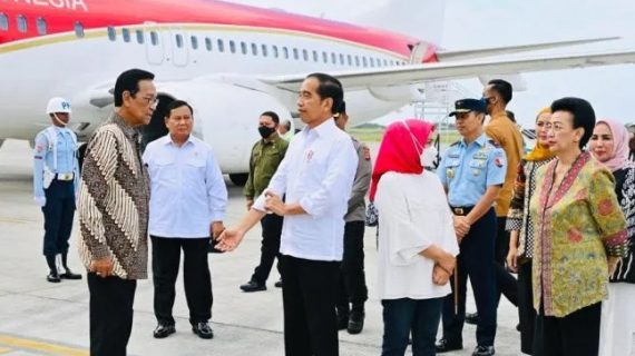 Jokowi resmikan tambak udang di Jateng dan tinjau panen raya